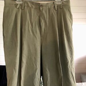 Tommy Bahama 100% silk herringbone pleated and cuffed trouser, 34x29